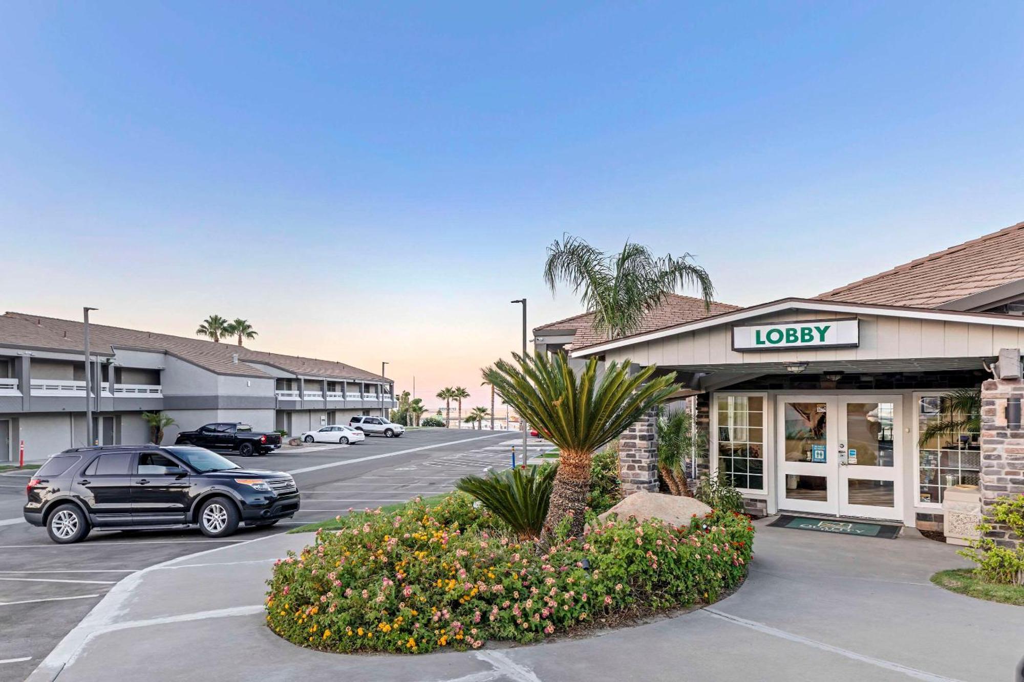 Quality Inn Kettleman City Near Hwy 41 Buitenkant foto