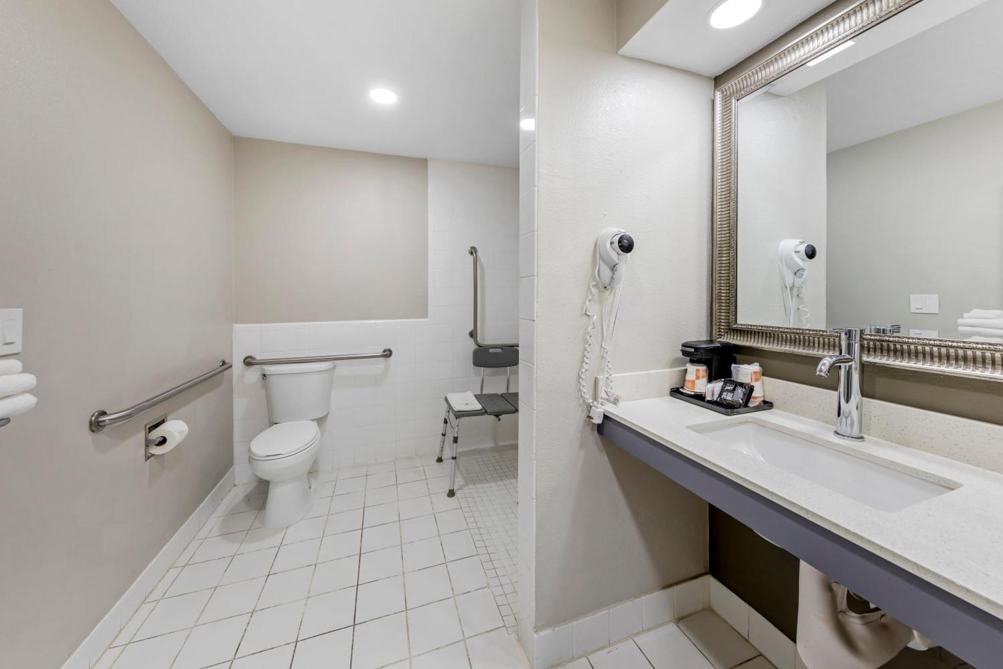 Quality Inn Kettleman City Near Hwy 41 Buitenkant foto