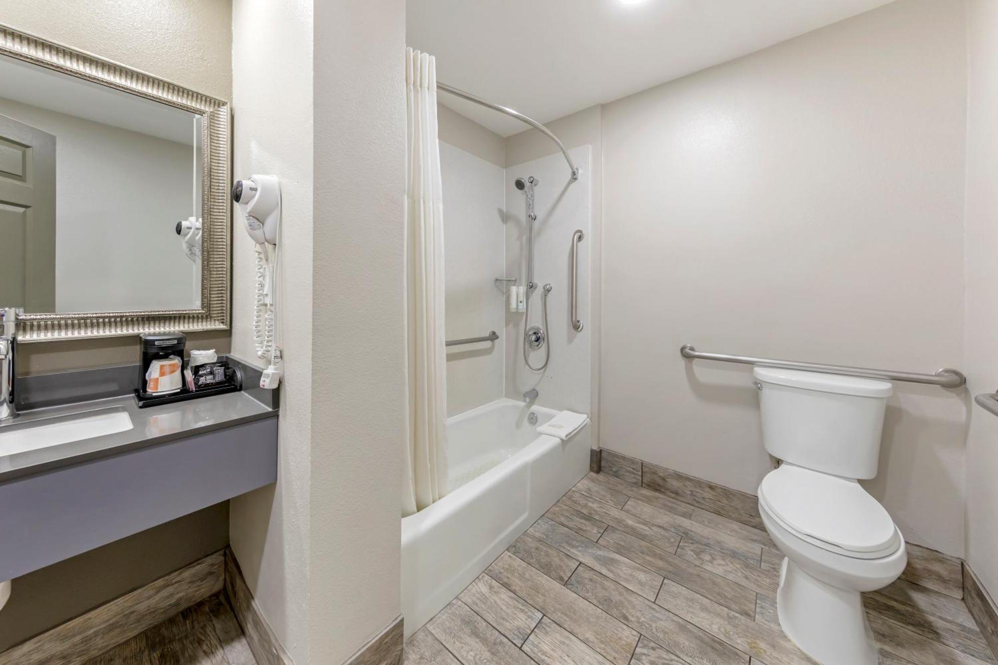 Quality Inn Kettleman City Near Hwy 41 Buitenkant foto