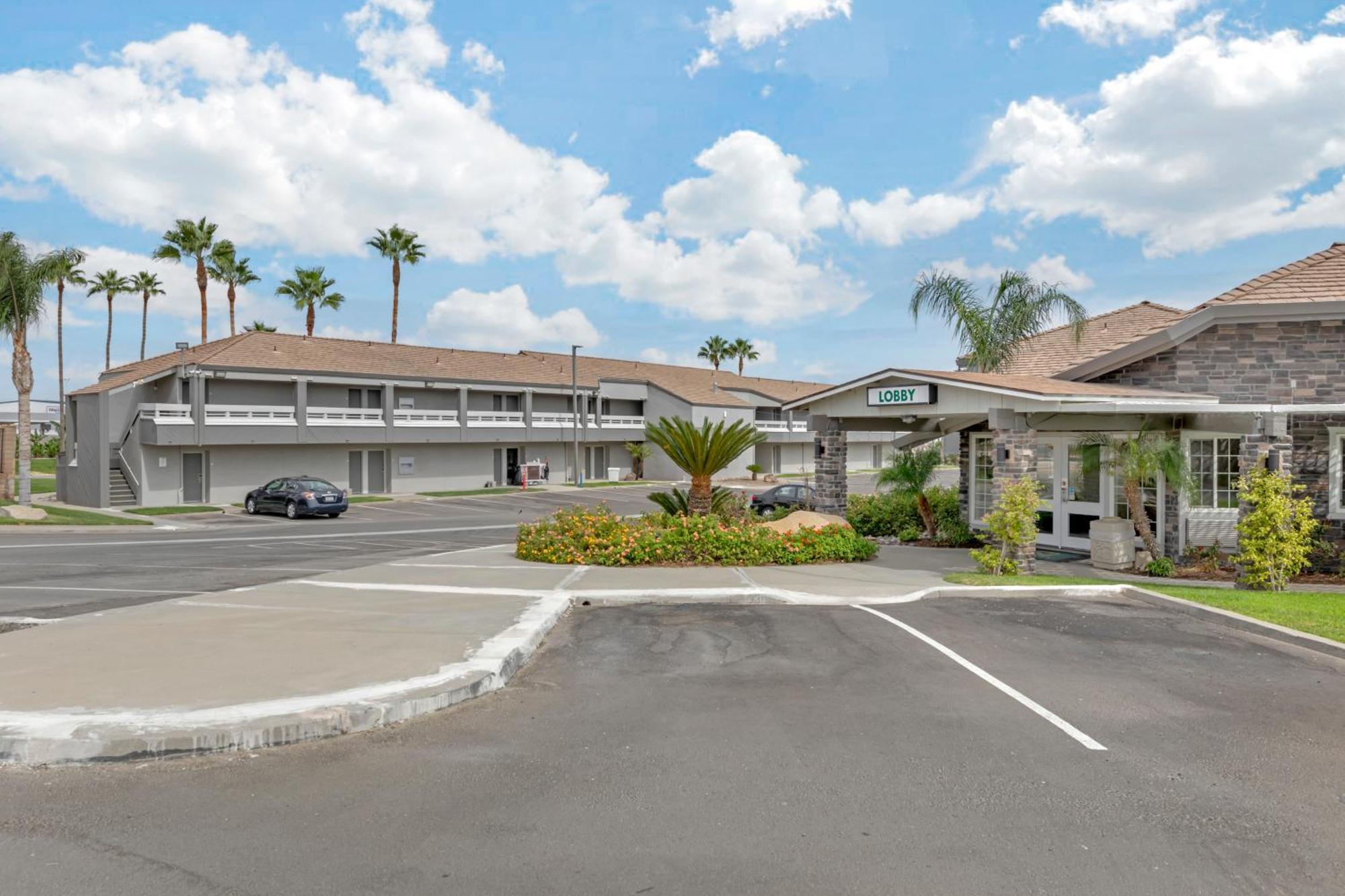 Quality Inn Kettleman City Near Hwy 41 Buitenkant foto