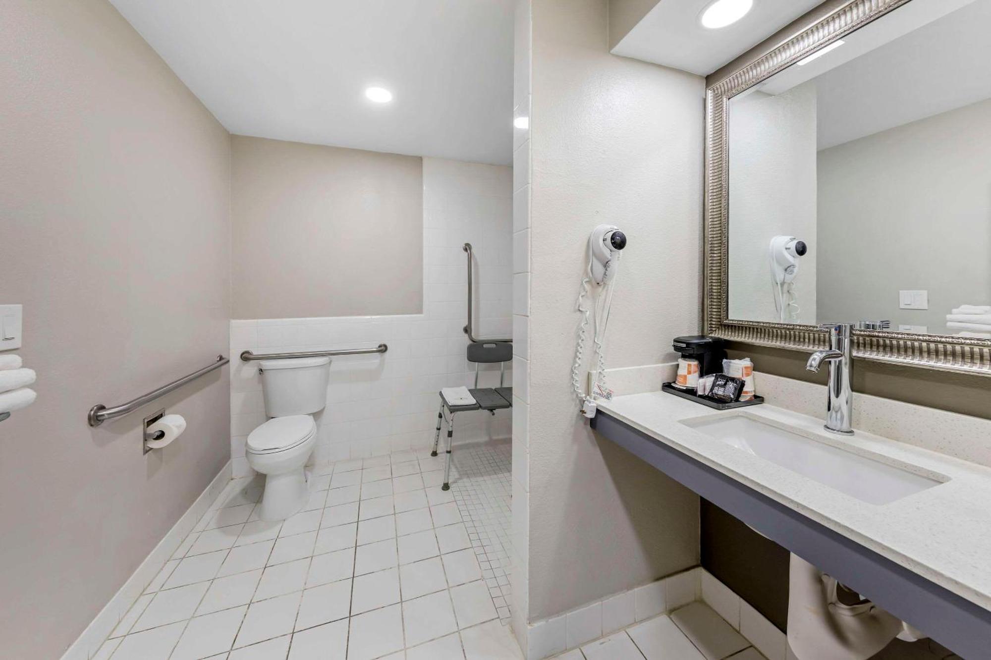 Quality Inn Kettleman City Near Hwy 41 Buitenkant foto
