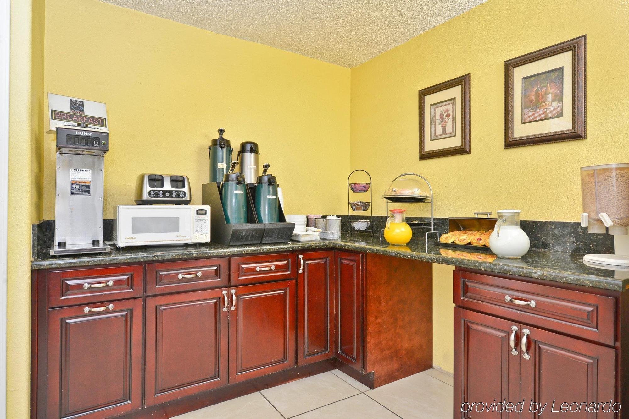 Quality Inn Kettleman City Near Hwy 41 Buitenkant foto